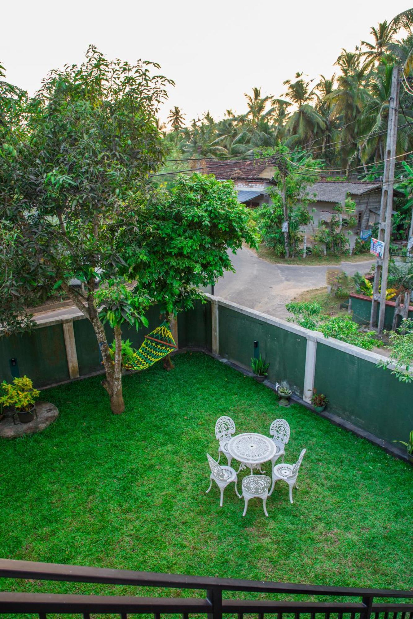 C Son Villa Bentota Buitenkant foto